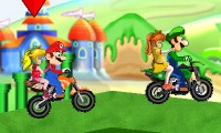 Course de moto Mario vs Luigi